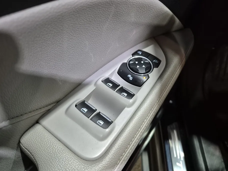 2022 Ford Taurus Ambiente 