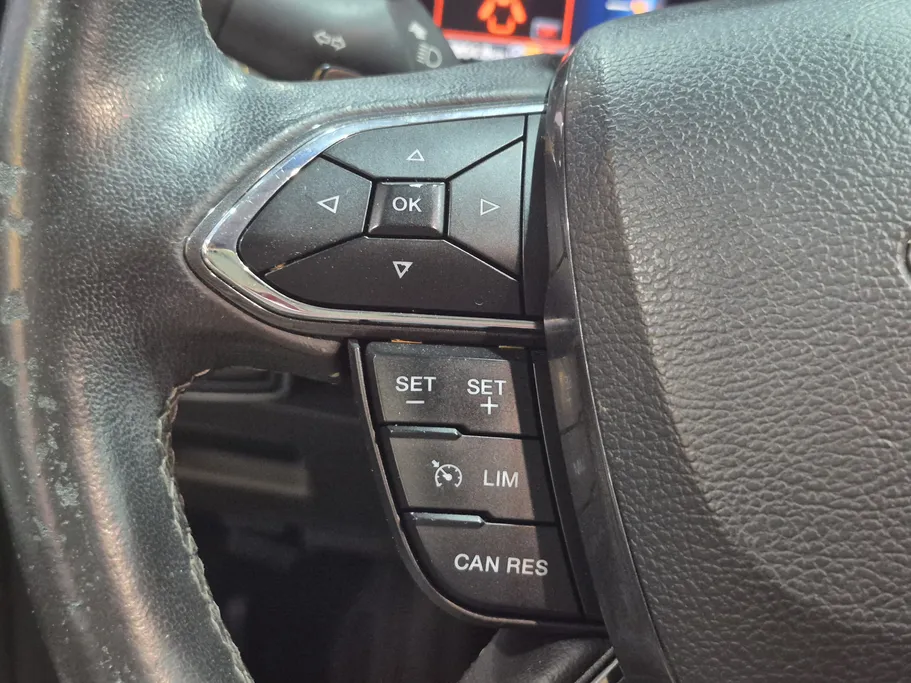 2022 Ford Taurus Ambiente 