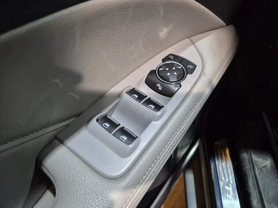 2022 Ford Taurus Ambiente 