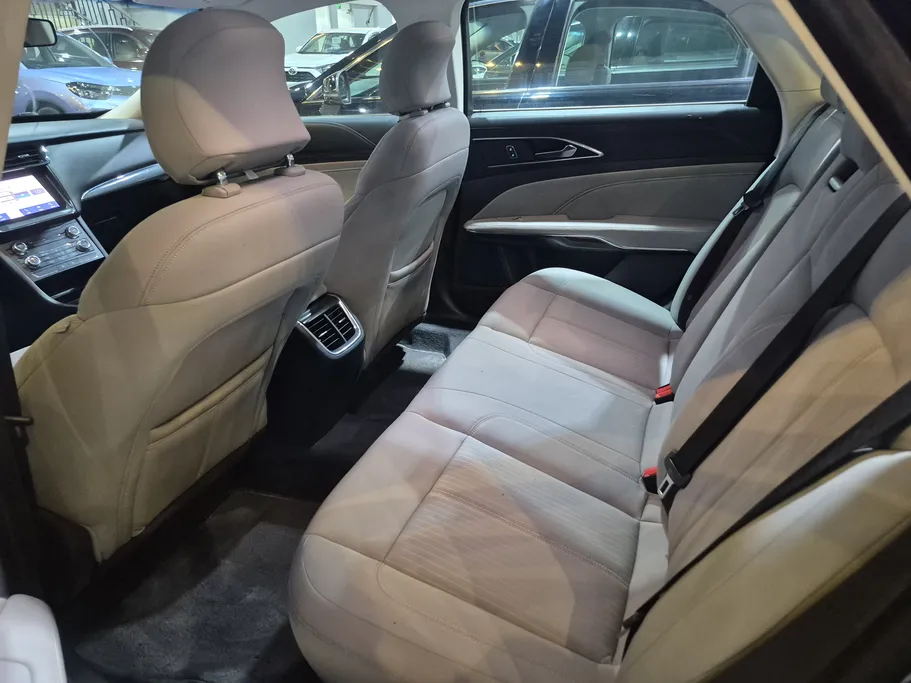 2022 Ford Taurus Ambiente 