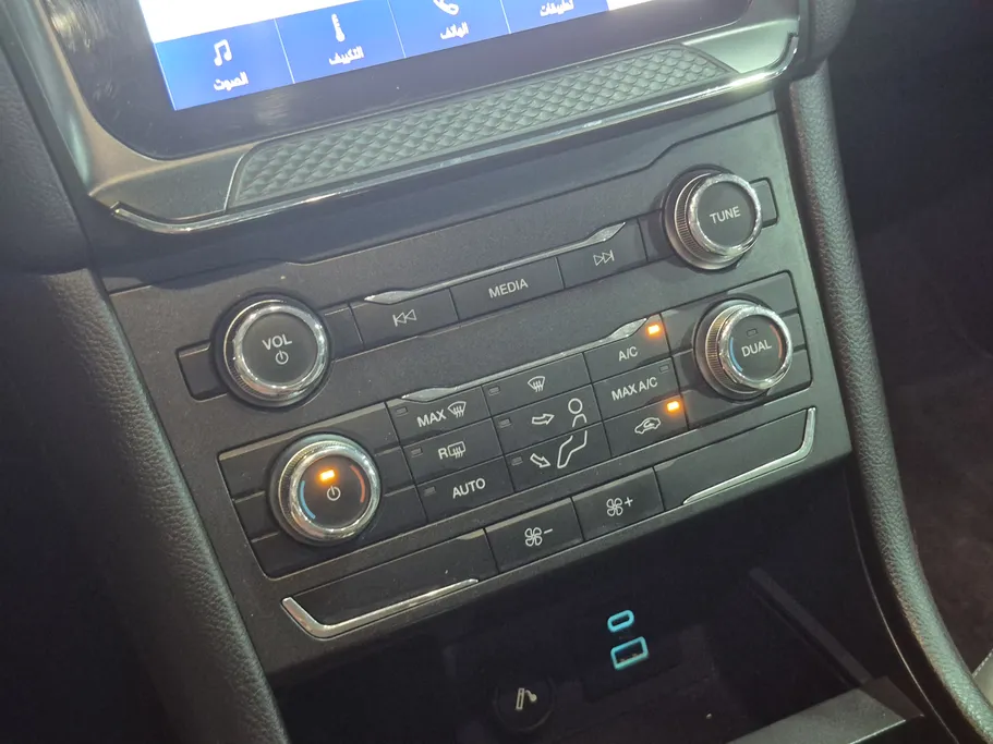 2022 Ford Taurus Ambiente 