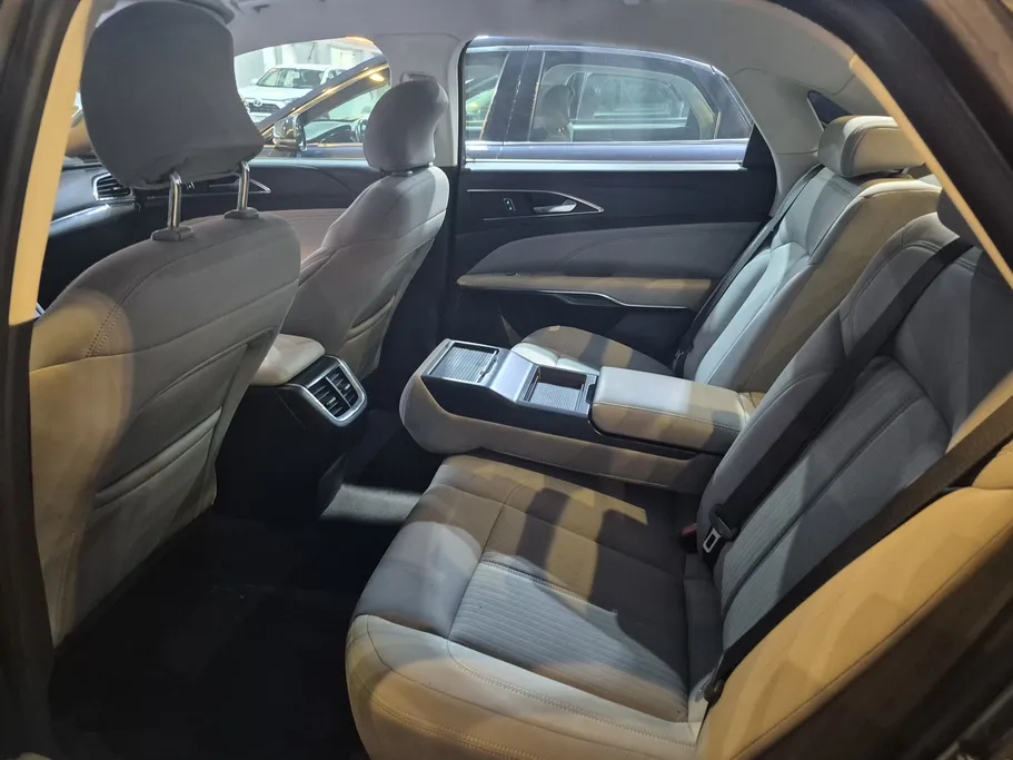 2022 Ford Taurus Ambiente 