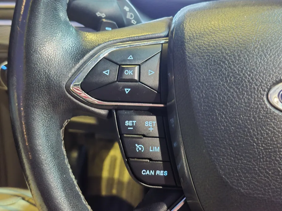 2022 Ford Taurus Ambiente 