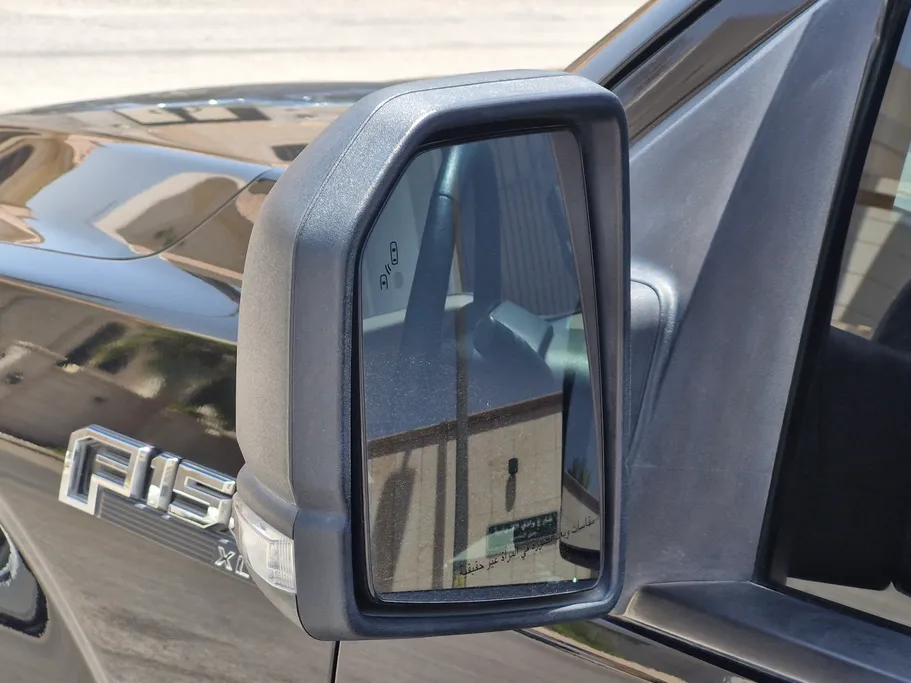 2019 Ford F150 XLT 