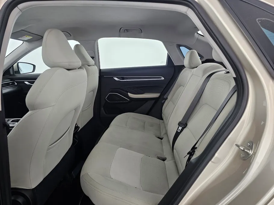 جيلي امجراند GS 2023 