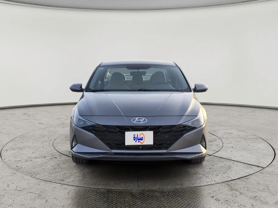 2022 Hyundai Elantra Smart 