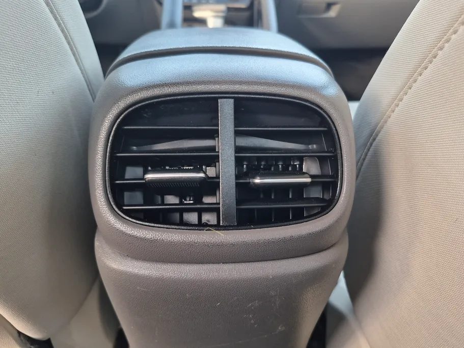 2022 Hyundai Elantra Smart 