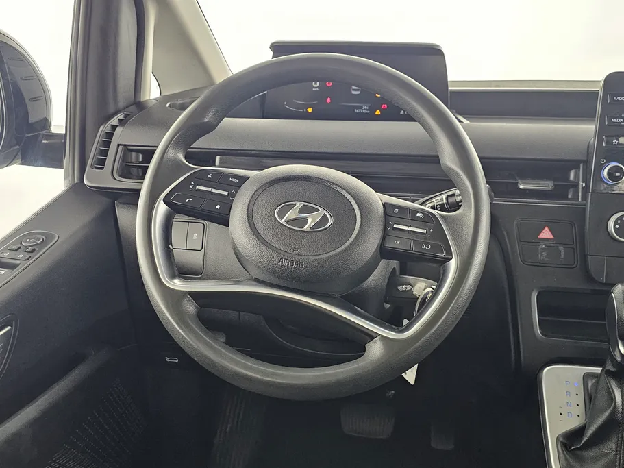 2022 Hyundai Staria Van 