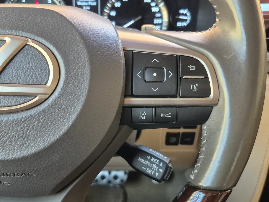 2020 Lexus LX 570 S 