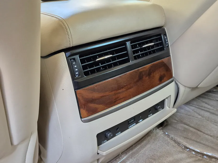 2020 Lexus LX 570 S 
