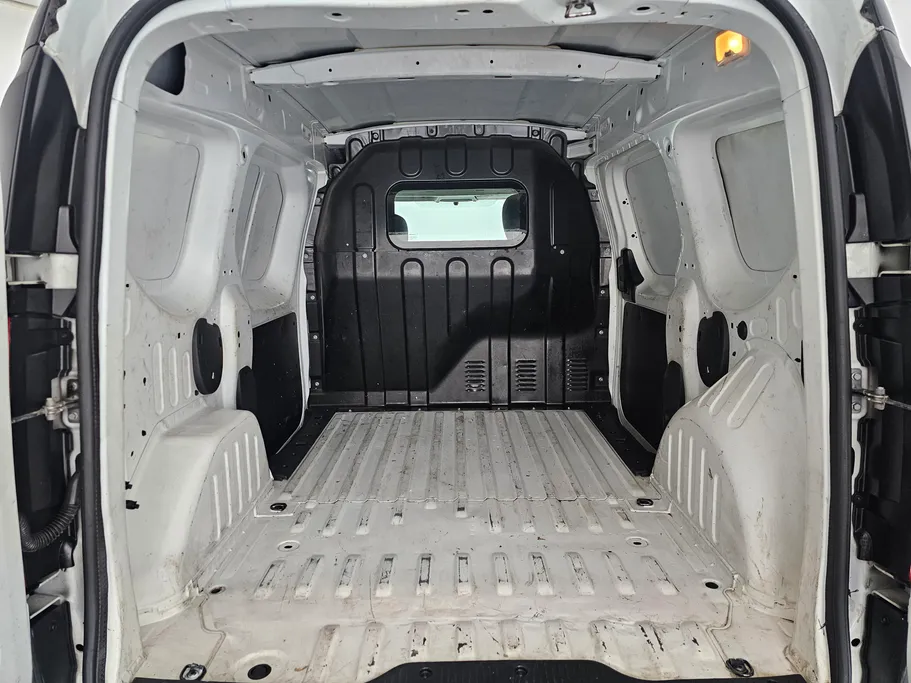 2021 Renault Docker Van بضاعة 