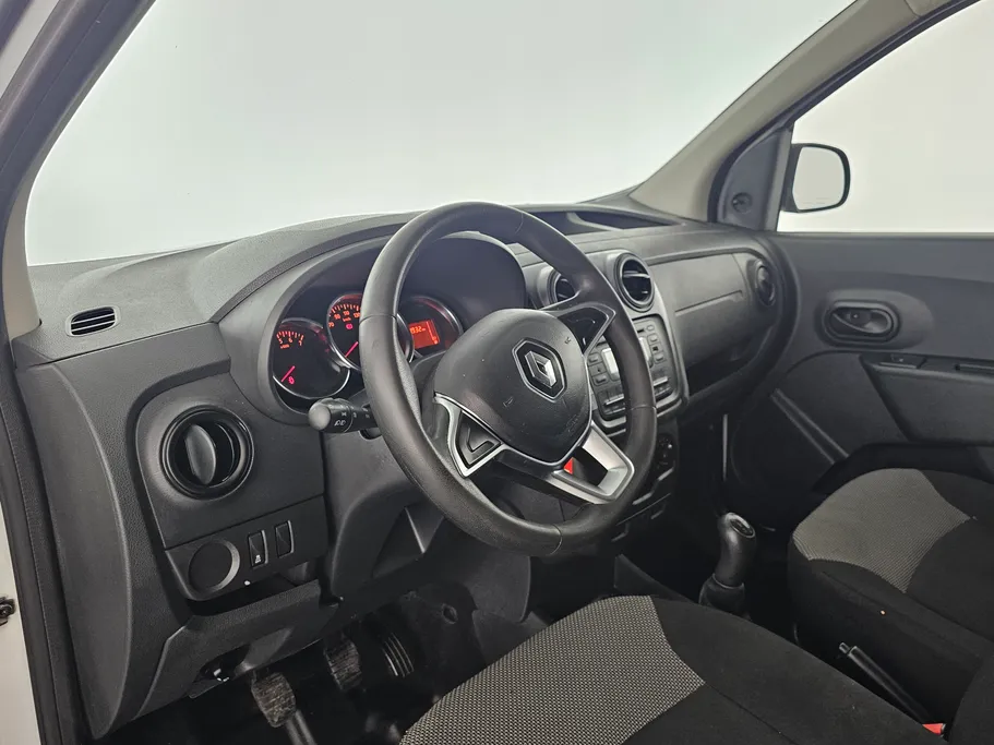 2021 Renault Docker Van بضاعة 