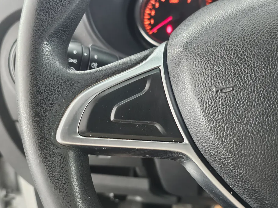 2021 Renault Docker Van بضاعة 