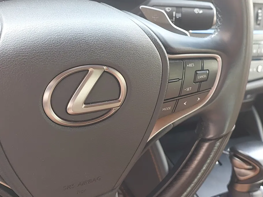 2023 Lexus ES 350 CC 