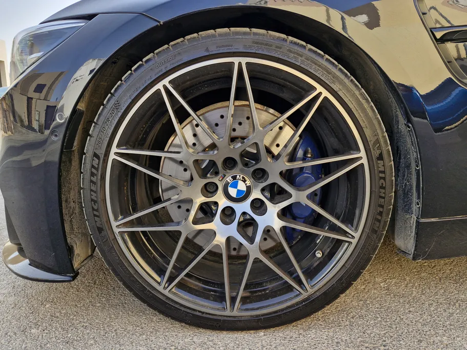 2019 BMW M Series M4 