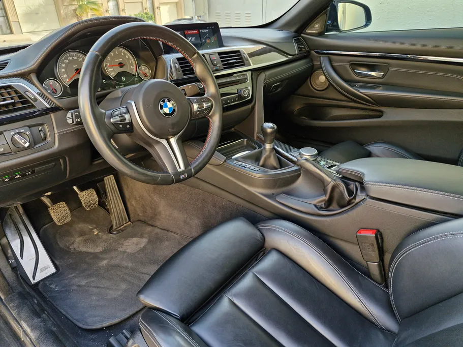 2019 BMW M Series M4 