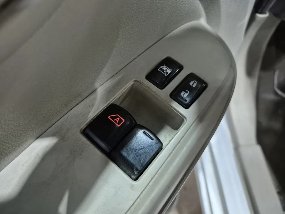 2022 Nissan Sunny SV 