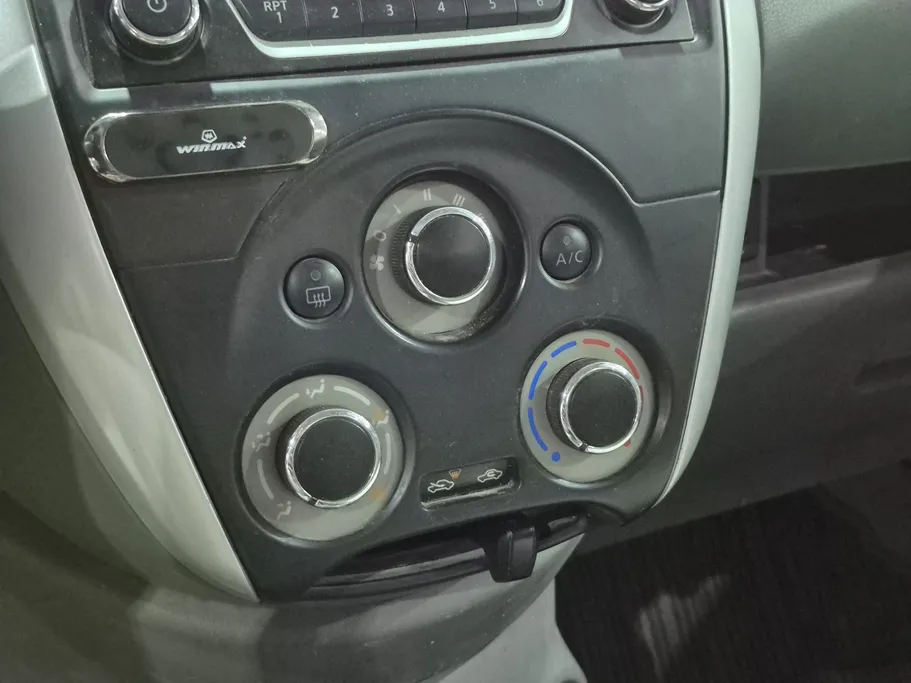 2022 Nissan Sunny SV 