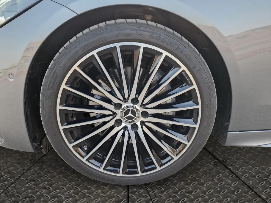 2024 Mercedes C 200 