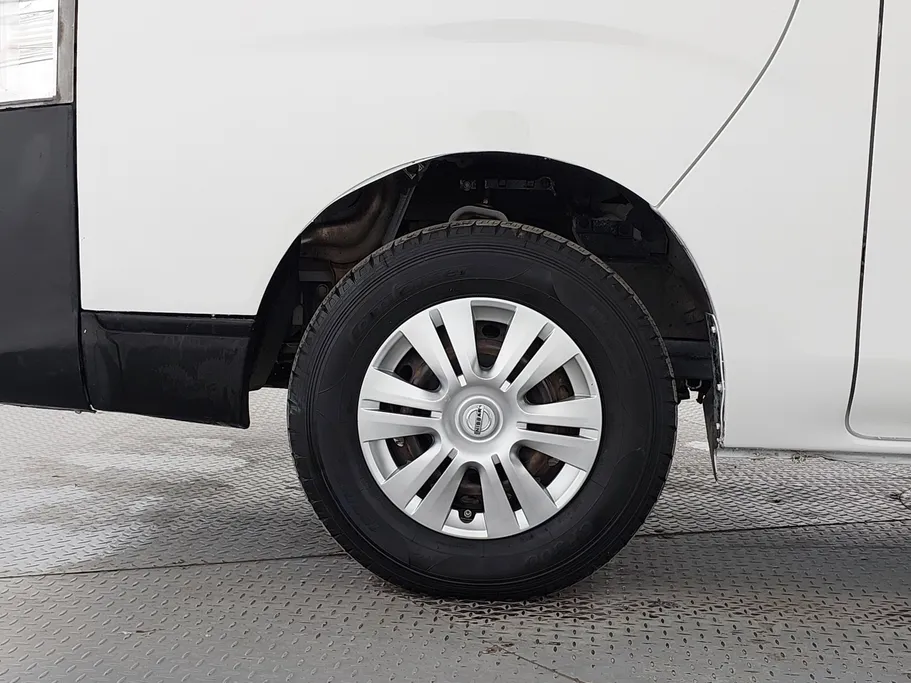2021 Nissan Urvan NV350 