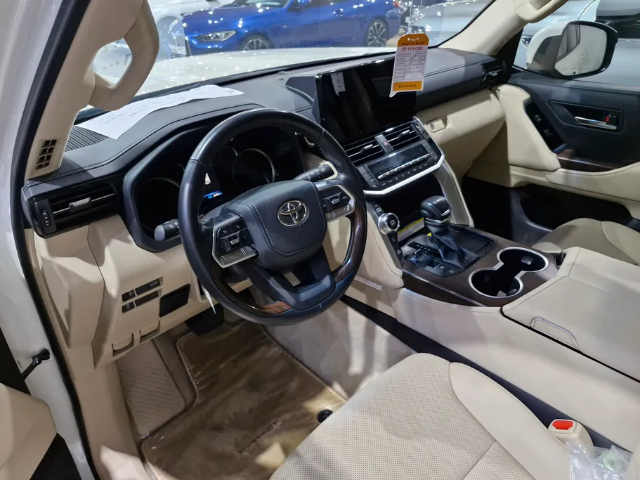 تويوتا لاندكروزر GXR4 DSL 2024 