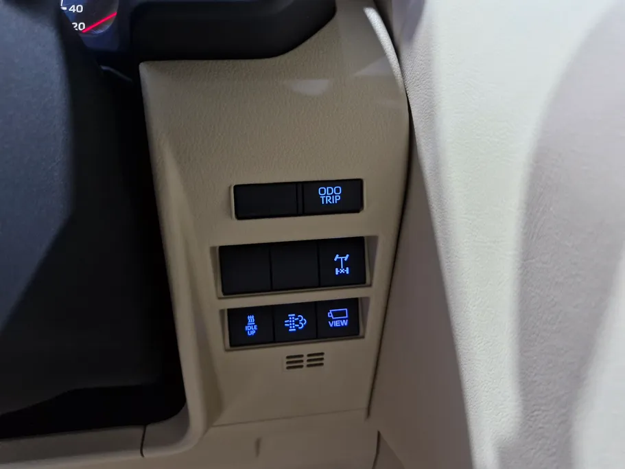 تويوتا لاندكروزر GXR4 DSL 2024 
