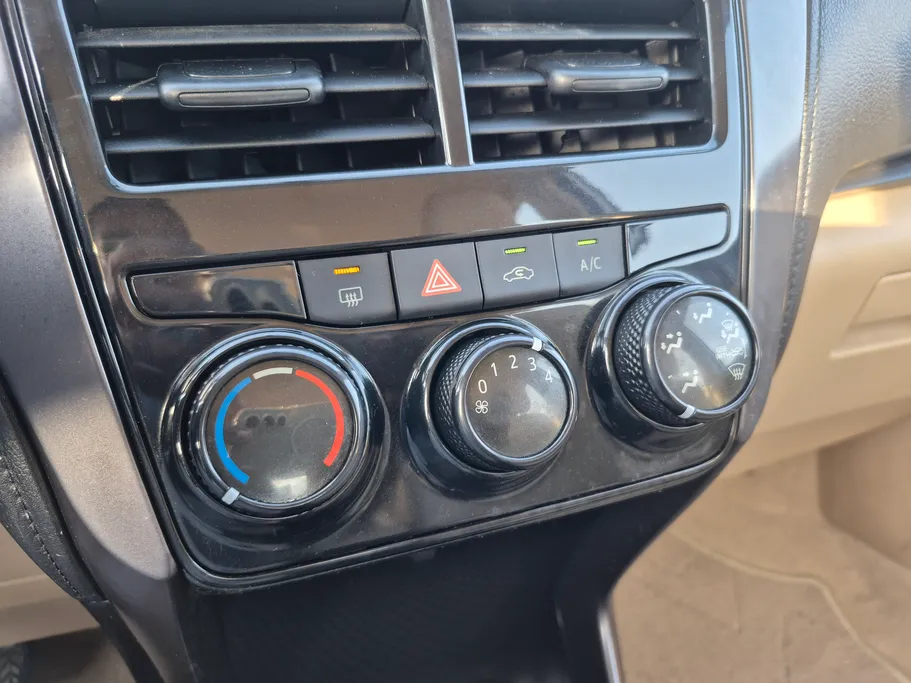 2021 Toyota Yaris  Y 