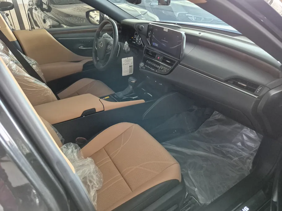 لكزس ES 350 2024 
