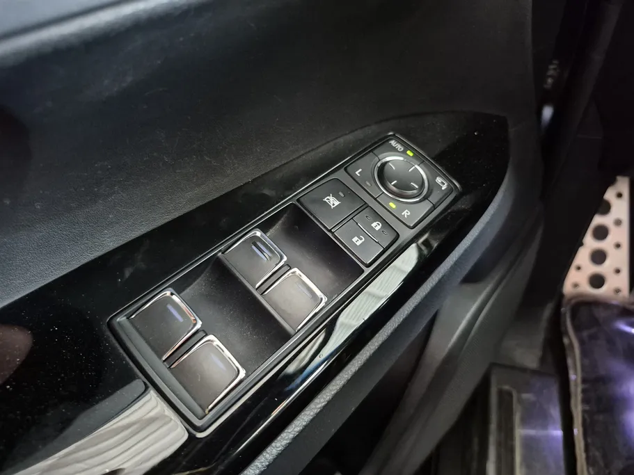2018 Lexus LX 570 S 