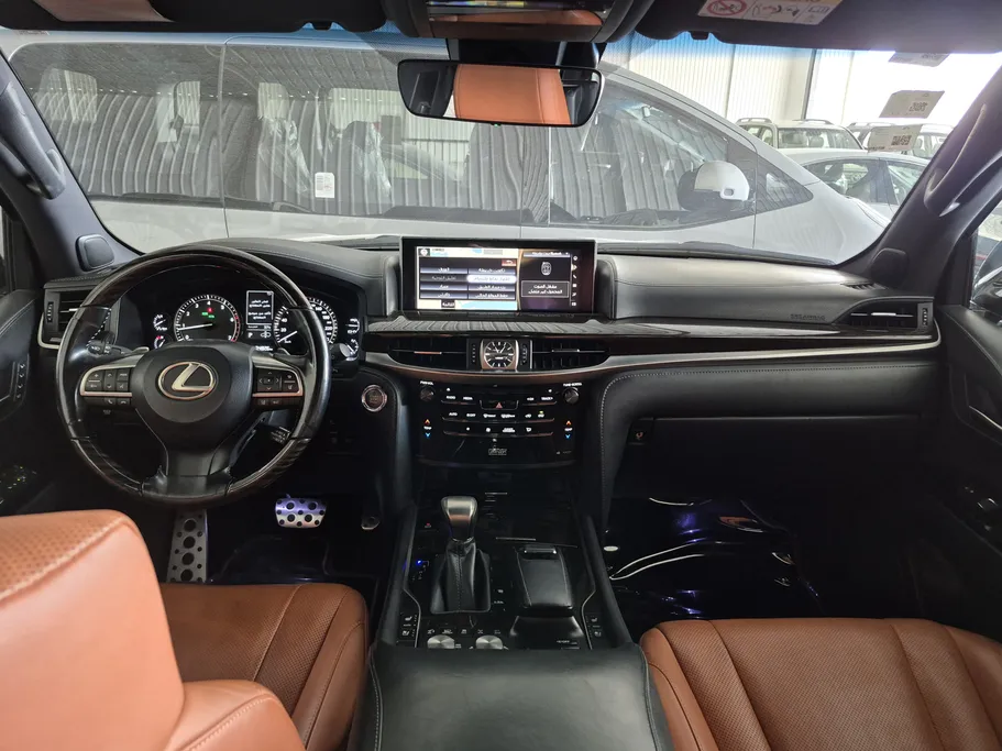 2018 Lexus LX 570 S 