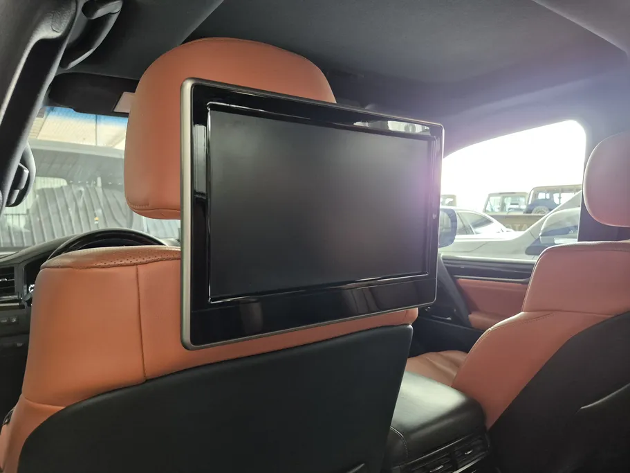 2018 Lexus LX 570 S 