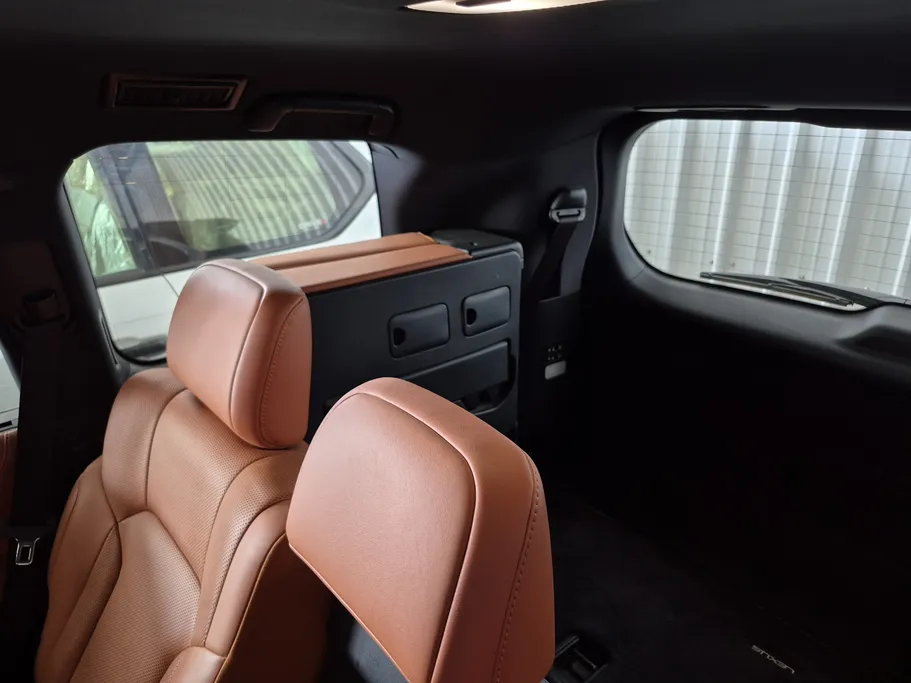 2018 Lexus LX 570 S 