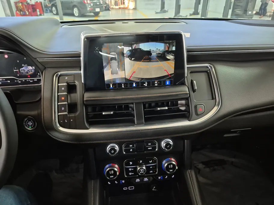 2023 GMC Yukon AT4 