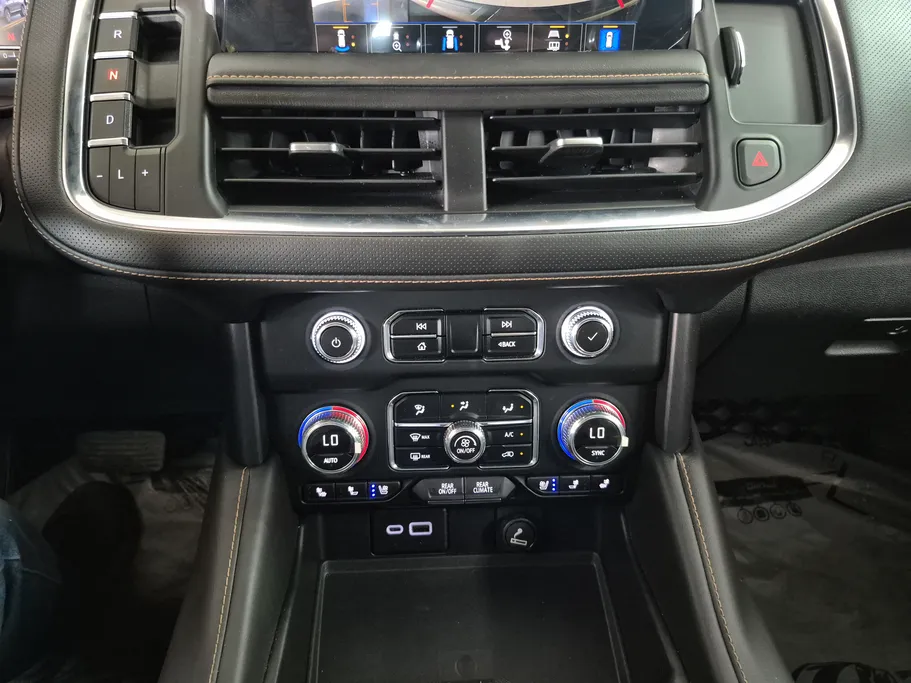 2023 GMC Yukon AT4 