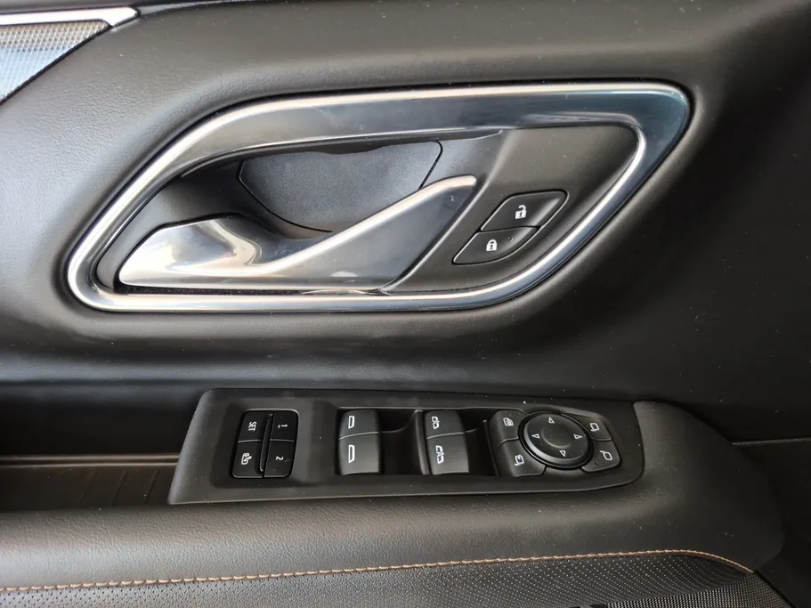 2023 GMC Yukon AT4 