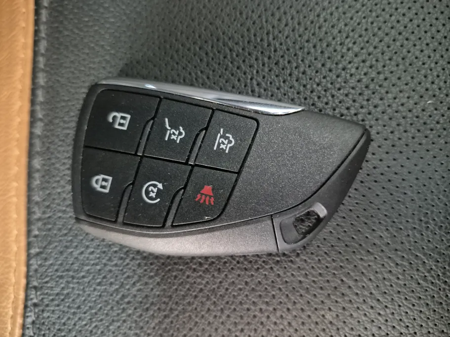 2023 GMC Yukon AT4 