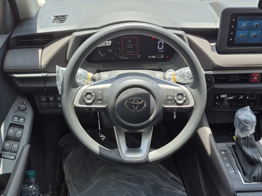 2024 Toyota Yaris  Y Plus 