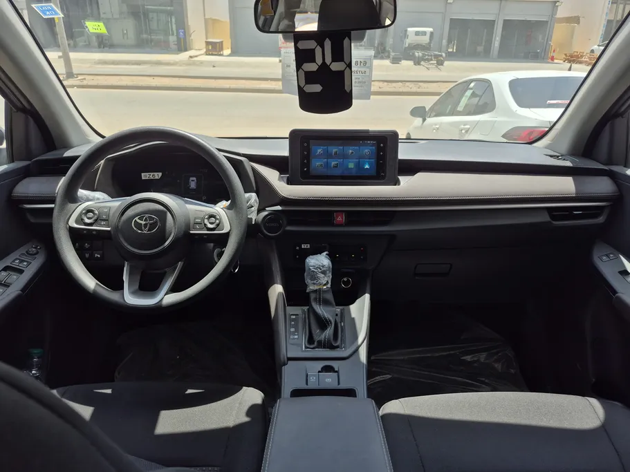 2024 Toyota Yaris  Y Plus 