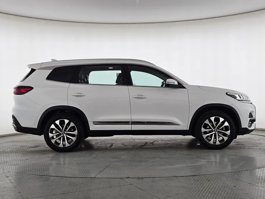 2022 Chery Tiggo 8 LUXURY 