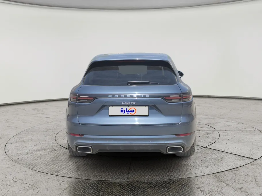 2018 Porsche Cayenne Base 