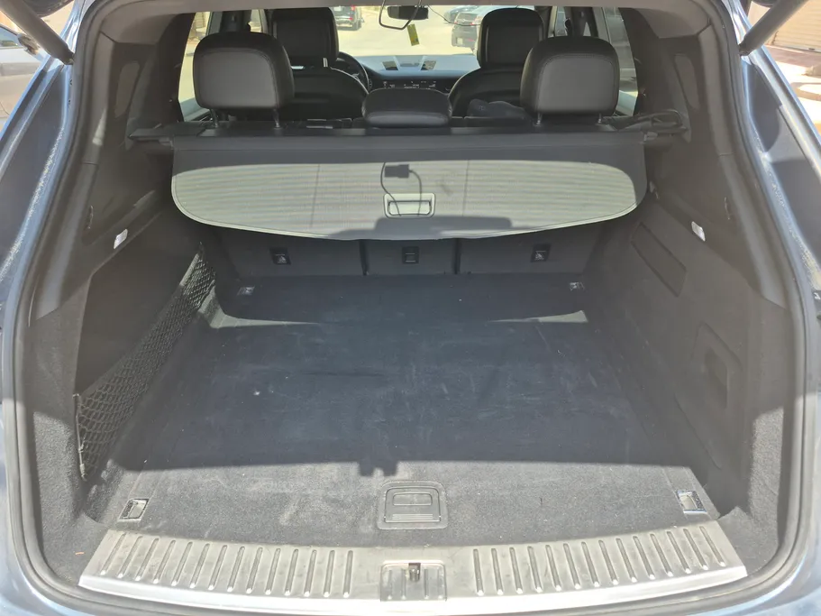 2018 Porsche Cayenne Base 