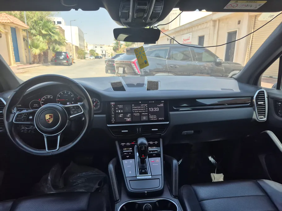 2018 Porsche Cayenne Base 