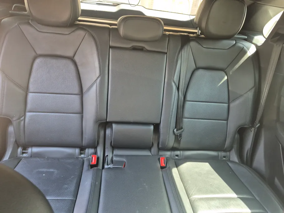 2018 Porsche Cayenne Base 