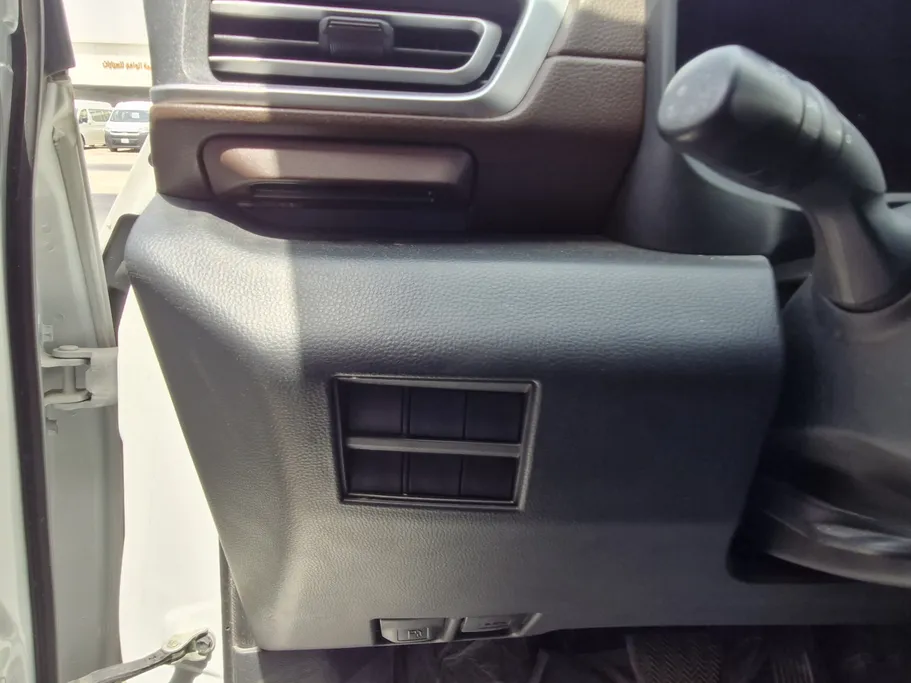 2024 Toyota Innova VIP7 HEV 