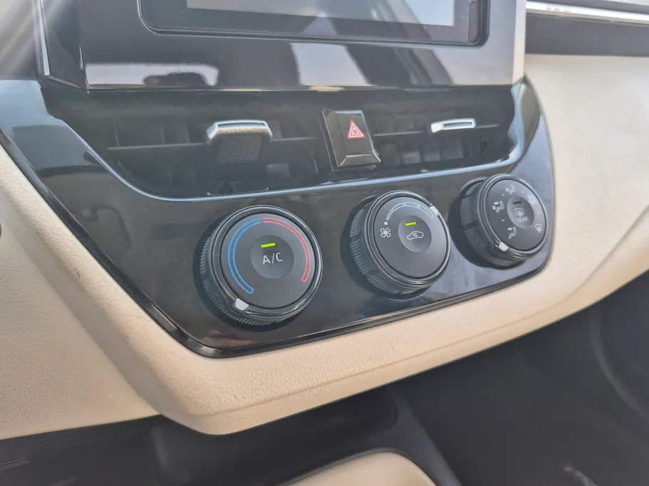 2024 Toyota Corolla XLI 