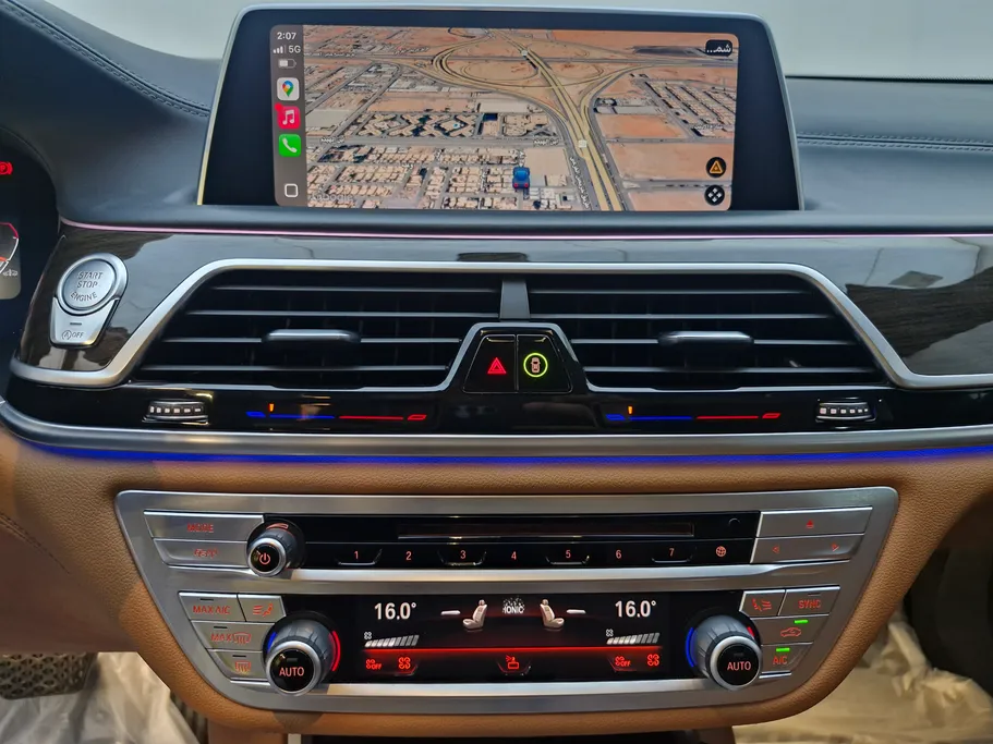 بي ام دبليو الفئة السابعة 730Li 2022 