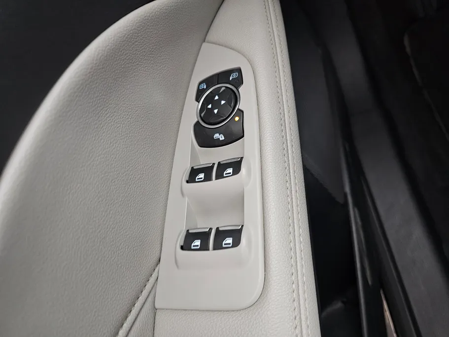 2022 Ford Taurus Ambiente 