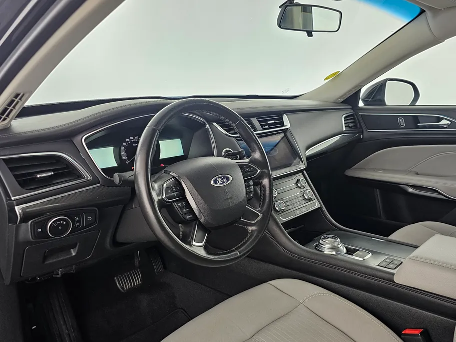 2022 Ford Taurus Ambiente 