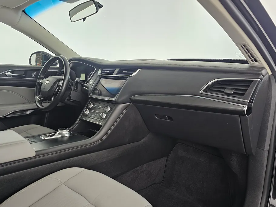 2022 Ford Taurus Ambiente 