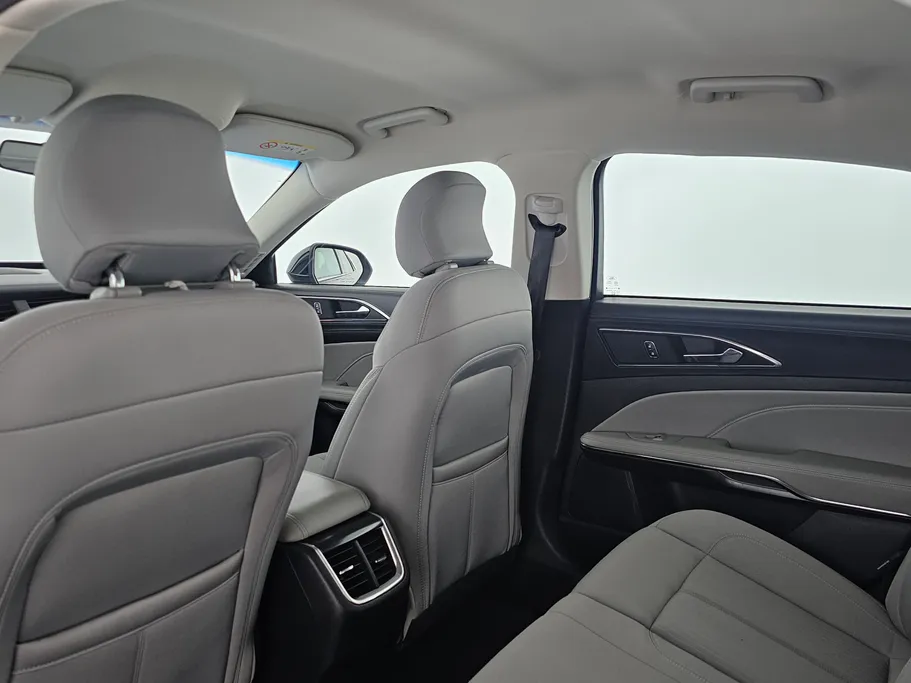 2022 Ford Taurus Ambiente 